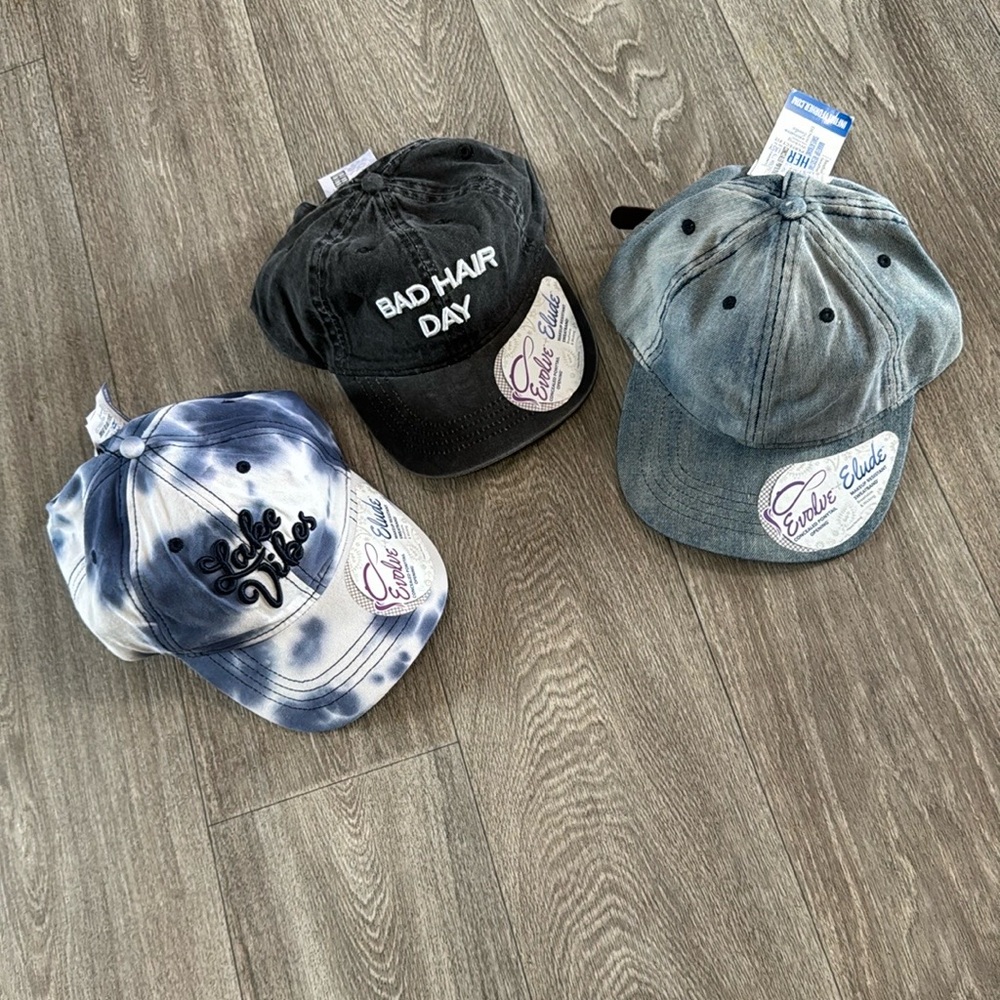 NWT Infinity Her baseball style hats with ponytail opening bundle of 3